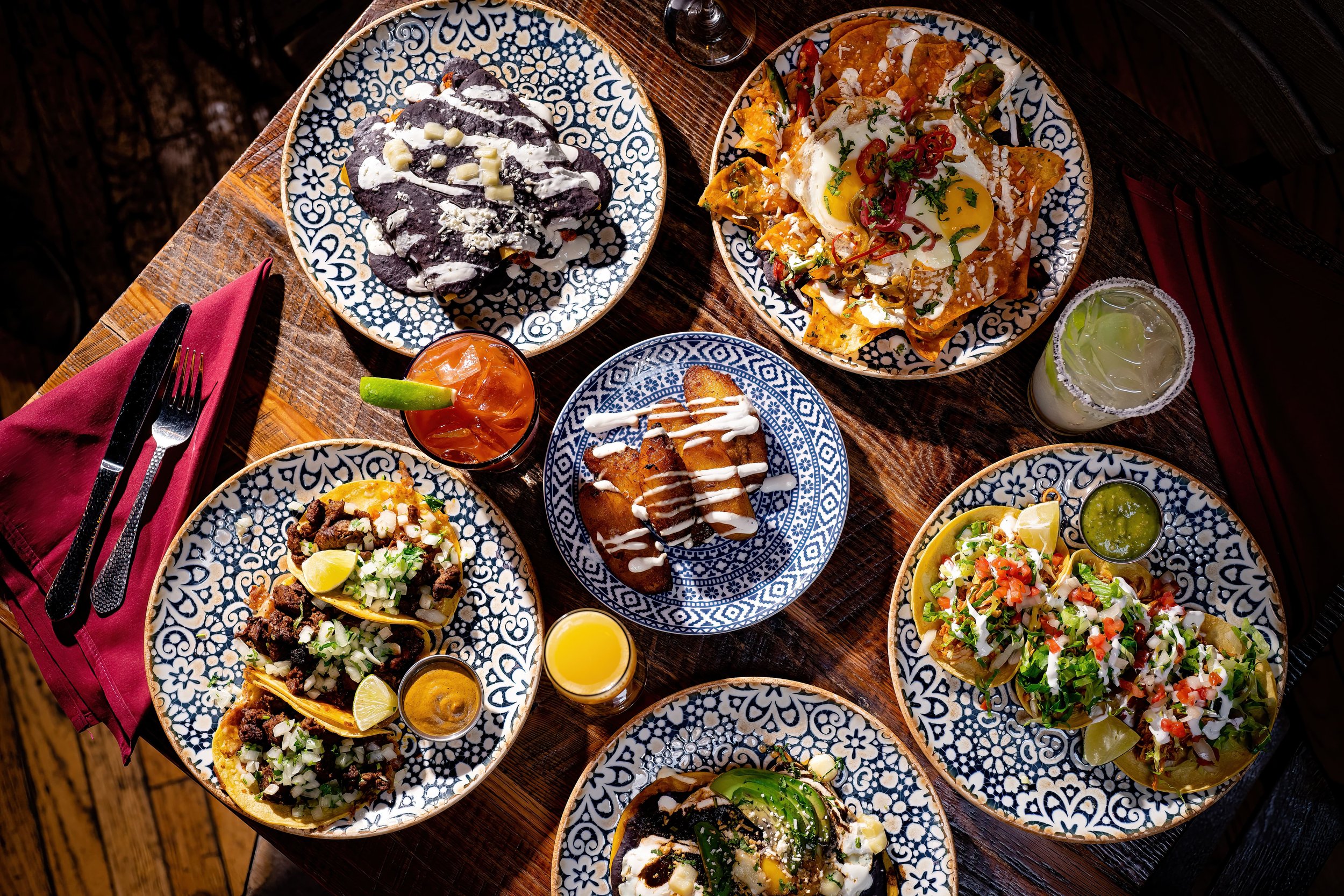 BOTTOMLESS BRUNCH